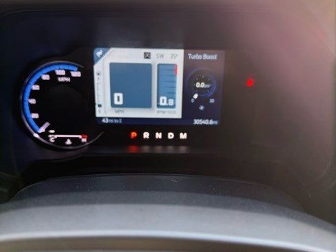 Used 2023 Ford Bronco Wildtrak image 2