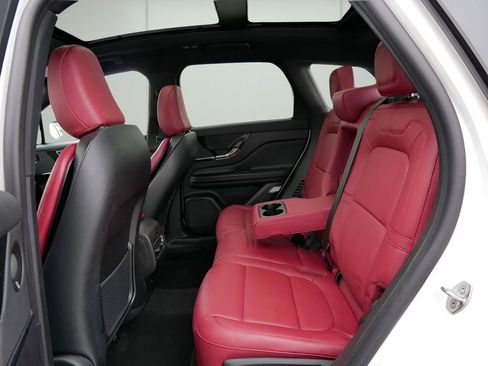 Used 2025 Lincoln Corsair Reserve w/ Equipment Group 202A image 11