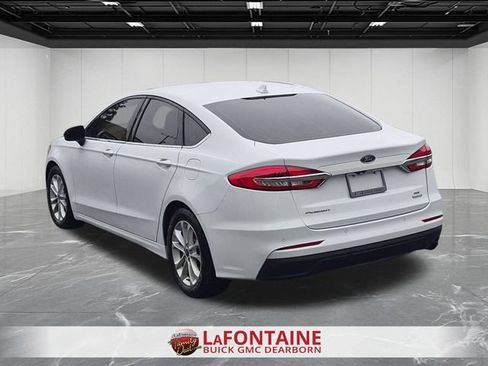 Used 2020 Ford Fusion SE FWD image 3