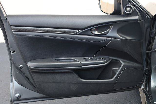 Used 2018 Honda Civic Sport Touring image 15