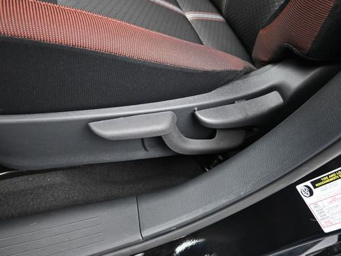 New 2025 Nissan Versa SR w/ Trunk Package image 12