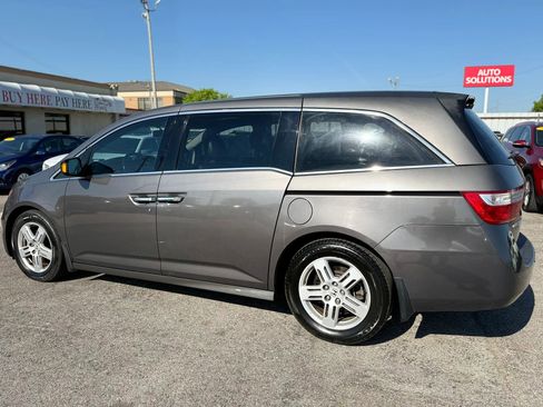 Used 2013 Honda Odyssey Touring Elite image 12