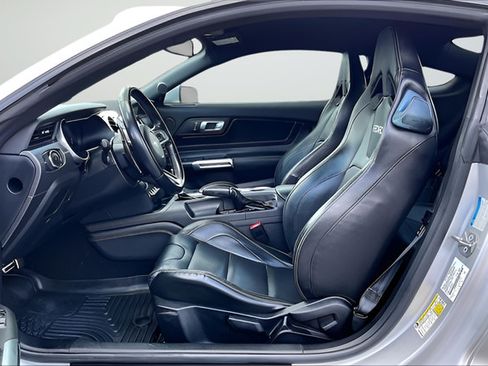 Used 2019 Ford Mustang GT Premium w/ GT Performance Package RWD image 18