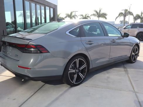 Used 2023 Honda Accord Sport image 3