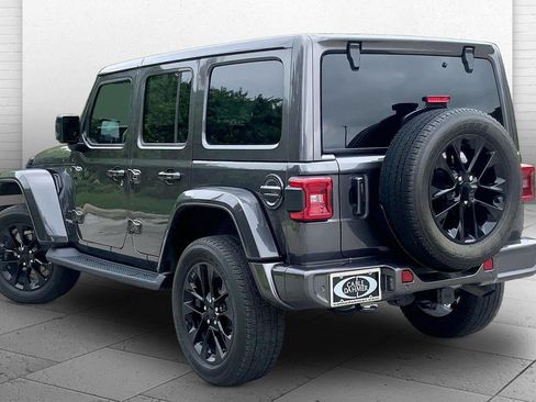 Used 2021 Jeep Wrangler Unlimited Sahara AWD/4WD image 11