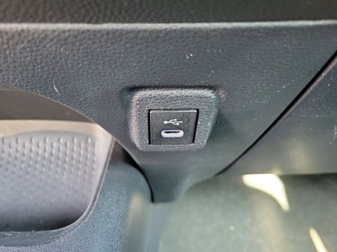 Used 2024 Toyota Corolla SE image 12