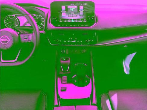 Certified 2021 Nissan Rogue SL w/ Premium Package FWD image 23
