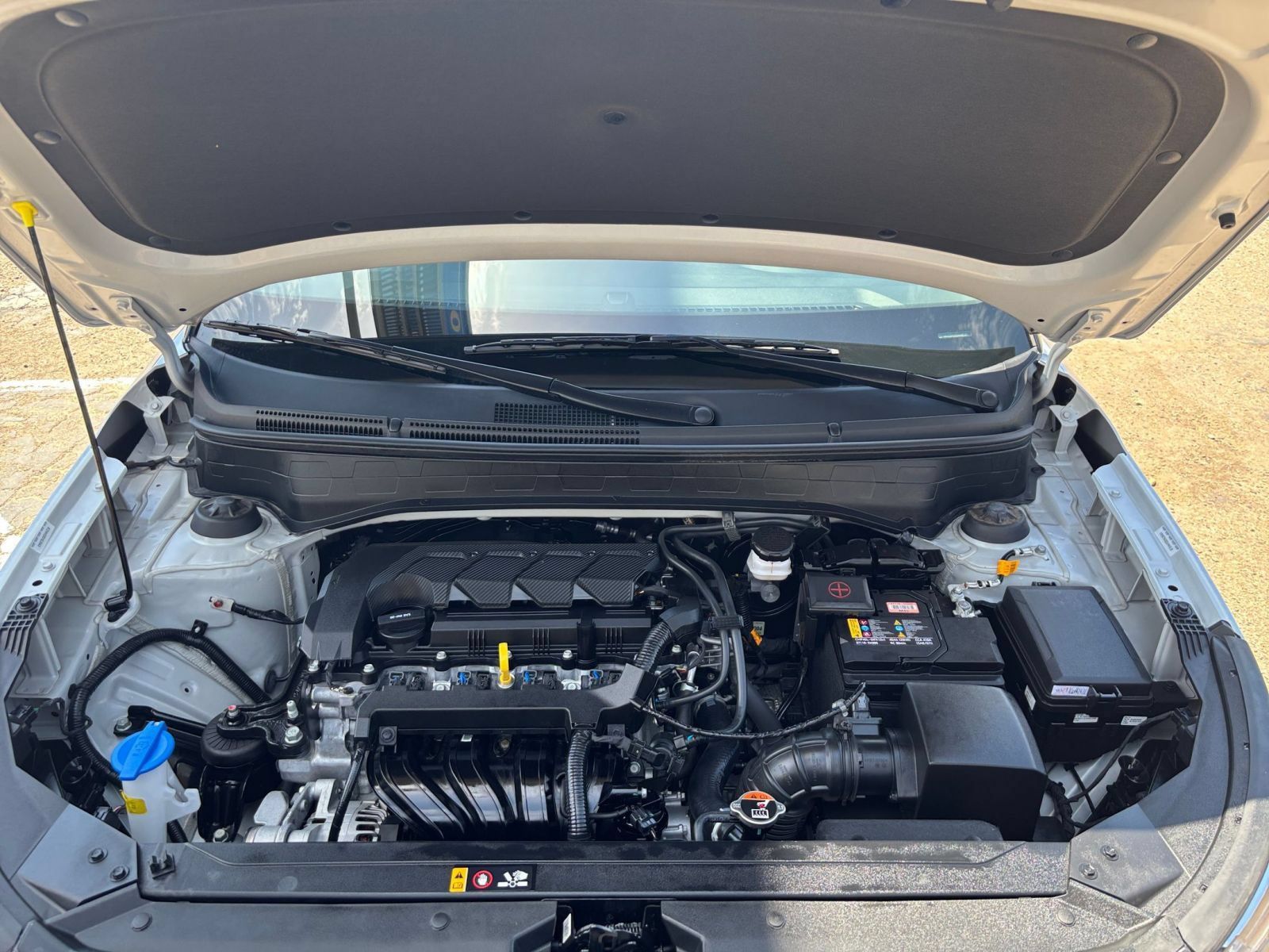 Used 2025 Hyundai Venue SEL FWD image 31