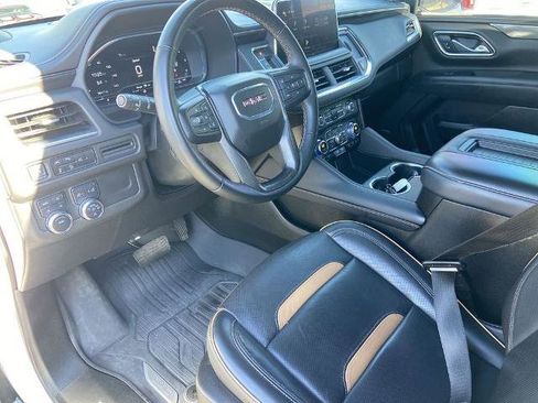 Used 2024 GMC Yukon AT4 image 6