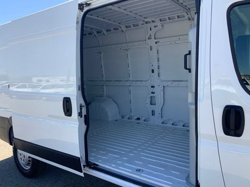 New 2026 RAM ProMaster 2500 FWD image 12