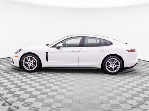 Used 2018 Porsche Panamera 4 AWD/4WD image 2