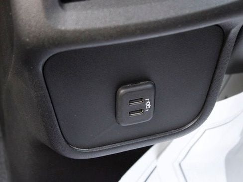 Used 2019 Chevrolet Equinox LT FWD image 19