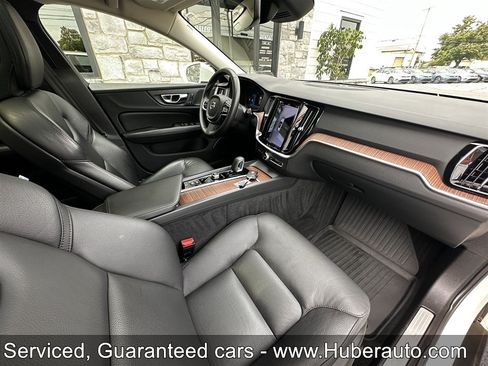 Used 2023 Volvo V60 B5 Cross Country Plus w/ Climate Package AWD/4WD image 19