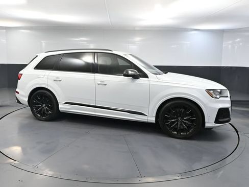 Used 2021 Audi SQ7 Premium Plus w/ Executive Package AWD/4WD image 4