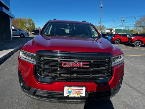 Used 2023 GMC Acadia SLE w/ Driver Convenience Package AWD/4WD image 2