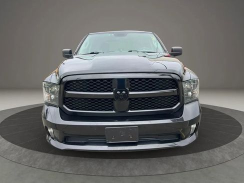 Used 2019 RAM 1500 Express w/ Express Value Package AWD/4WD image 1