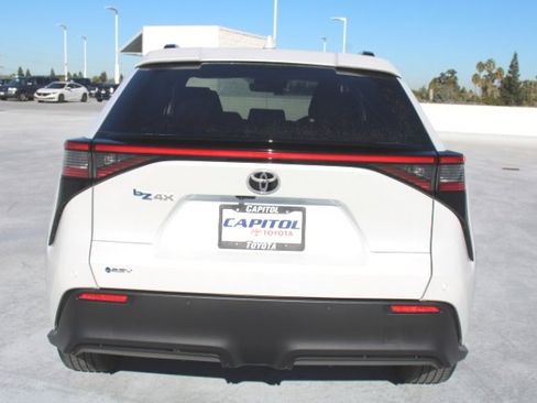 Certified 2025 Toyota bZ4X FWD image 4