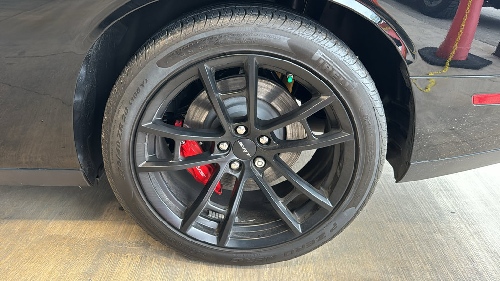 Used 2023 Dodge Challenger SRT Hellcat RWD image 10