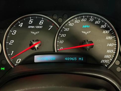 Used 2006 Chevrolet Corvette Convertible w/ Preferred Equipment Group RWD image 30