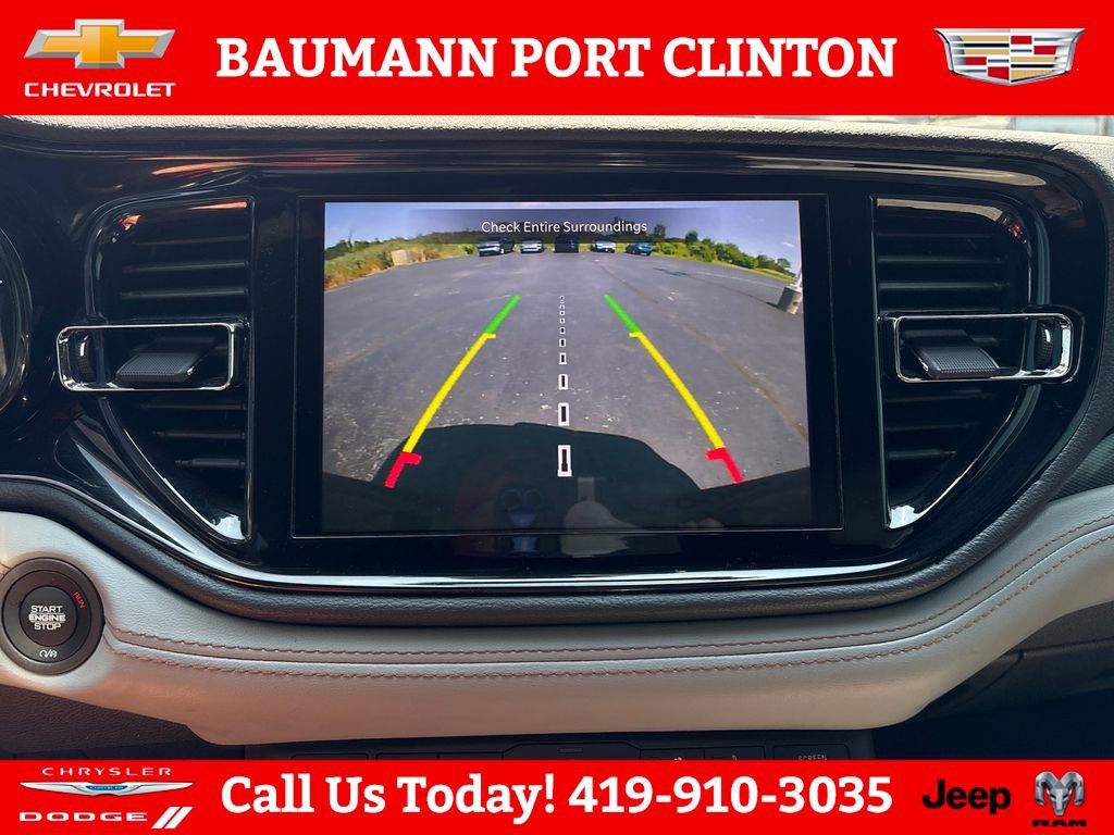 Used 2021 Dodge Durango R/T w/ Blacktop Package AWD/4WD image 21