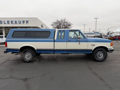 Used 1990 Ford F250 2WD SuperCab image 2