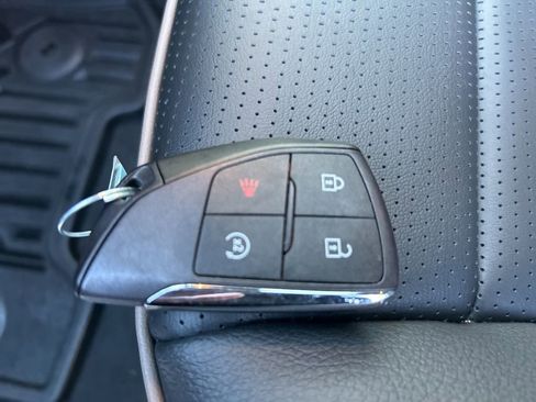 Certified 2025 GMC Canyon Denali image 41