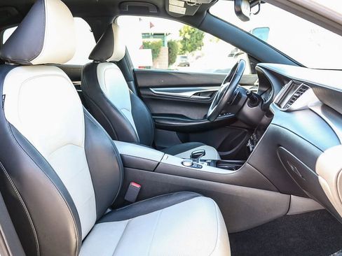 Used 2023 INFINITI QX55 Essential image 18