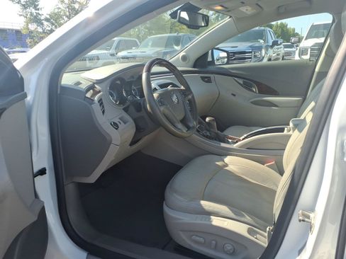 Used 2010 Buick LaCrosse CXL w/ Luxury Package FWD image 19