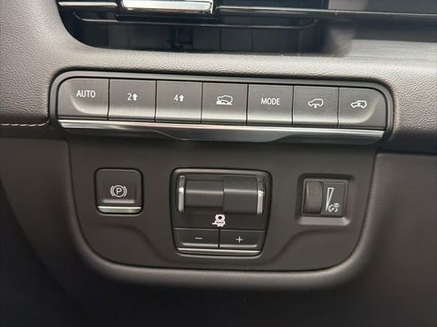 Used 2023 Cadillac Escalade Sport w/ Touring Package AWD/4WD image 8