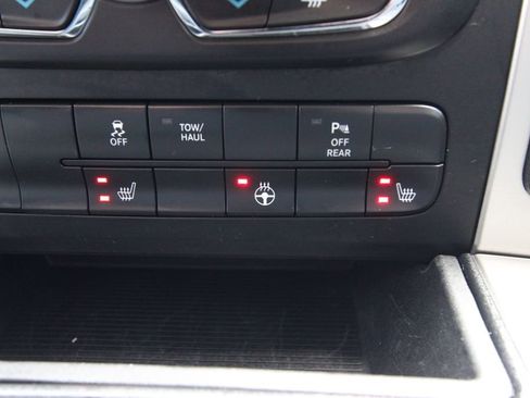 Used 2019 RAM 1500 Classic Warlock AWD/4WD image 28