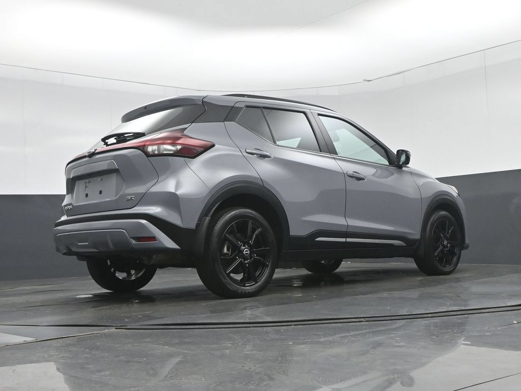Used 2023 Nissan Kicks SR FWD image 53