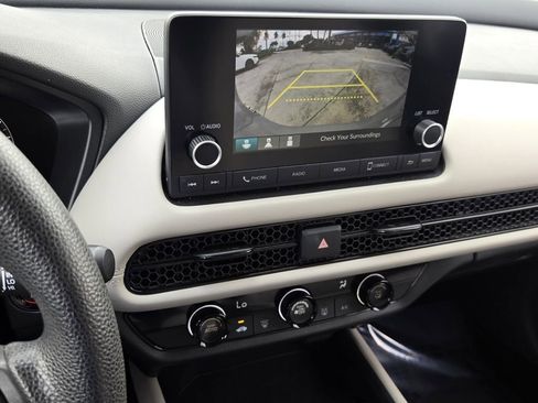 Certified 2023 Honda HR-V LX image 22