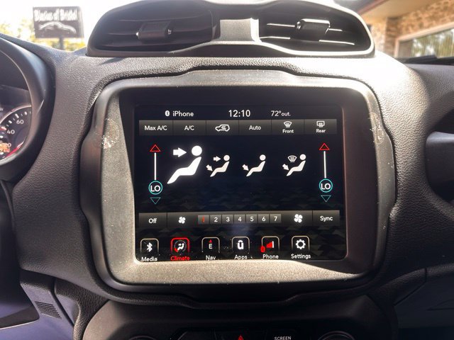Used 2023 Jeep Renegade Latitude AWD/4WD image 21