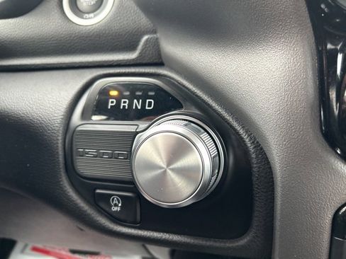 Used 2024 RAM 1500 Laramie image 28