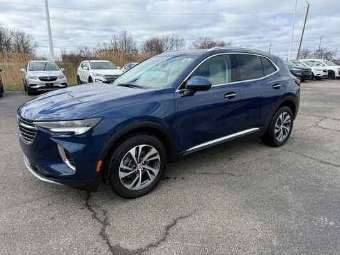 Used 2023 Buick Envision Essence image 1