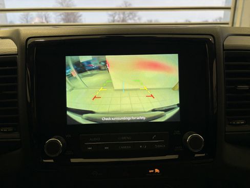 Used 2024 Nissan Frontier S w/ Technology Package image 16