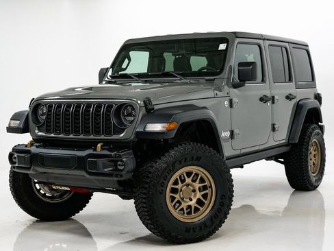 Used 2018 Jeep Wrangler Unlimited Sport S image 1