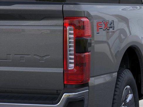 New 2026 Ford F250 Lariat image 21