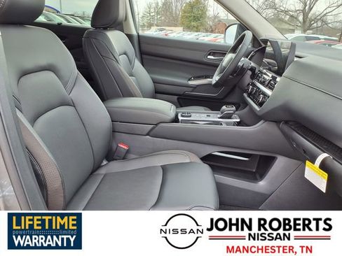 New 2026 Nissan Pathfinder SL image 21