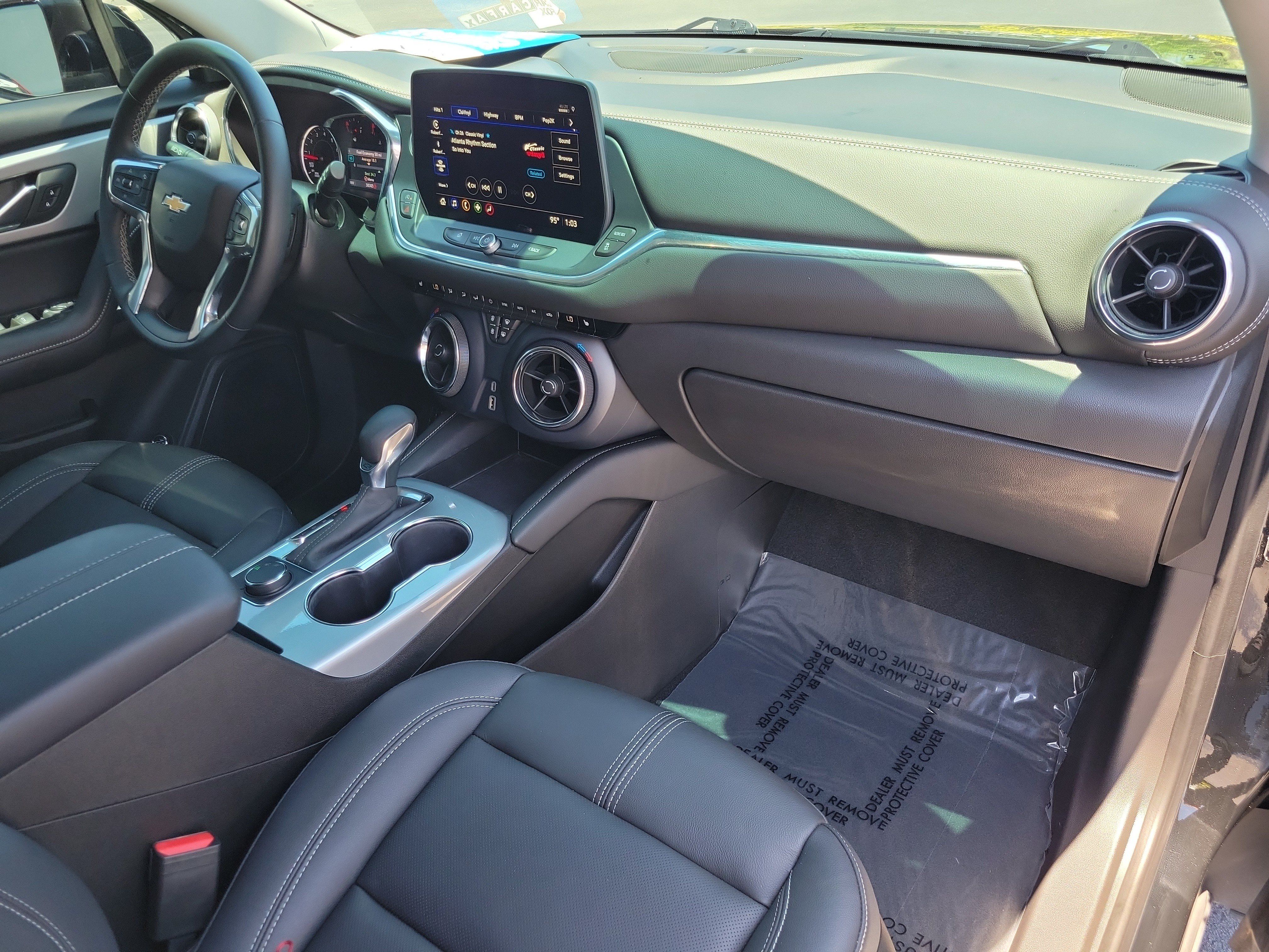 Used 2024 Chevrolet Blazer LT FWD image 11