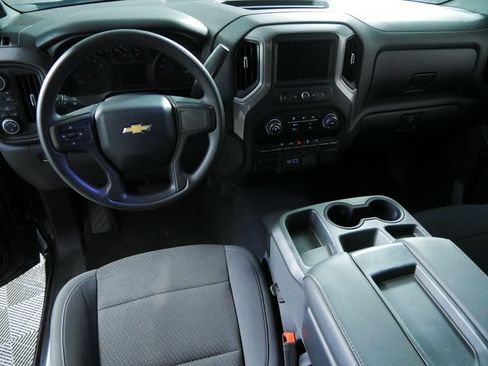 Used 2021 Chevrolet Silverado 1500 Custom AWD/4WD image 4