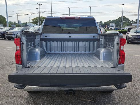 Used 2024 Chevrolet Silverado 1500 LT AWD/4WD image 30