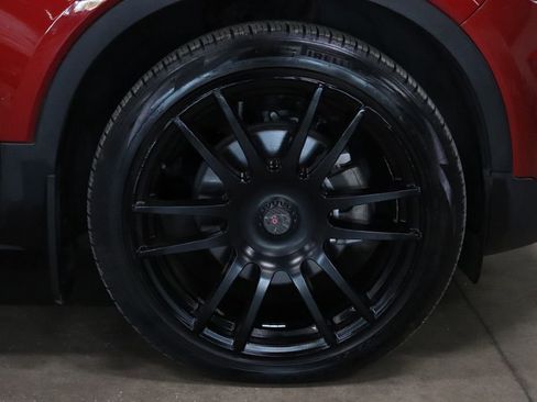 Used 2020 Volvo XC40 T5 R-Design w/ Protection Package Premier image 41