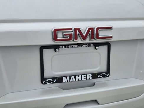 Used 2019 GMC Yukon SLT w/ Premium Edition AWD/4WD image 13