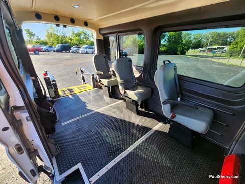 Used 2020 Ford Transit 250 Medium Roof RWD image 36