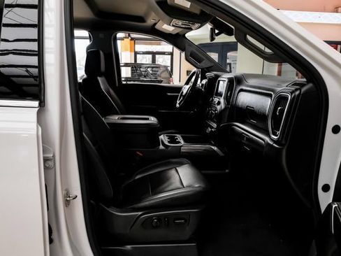 Used 2019 Chevrolet Silverado 1500 LTZ w/ LTZ Texas Edition AWD/4WD image 39
