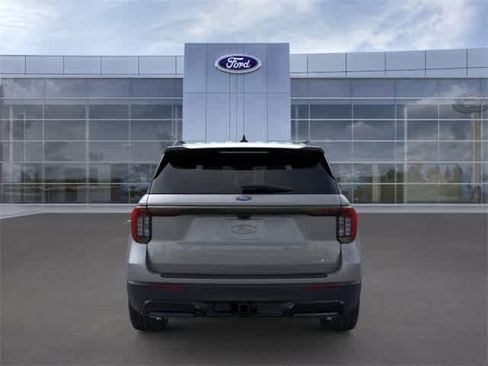 New 2026 Ford Explorer ST-Line w/ ST-Line Street Pack image 5