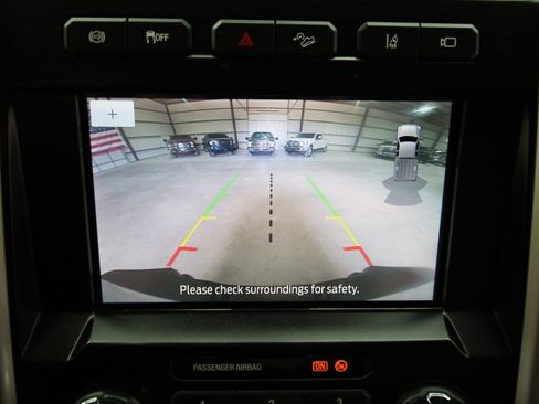 Used 2020 Ford F350 Lariat w/ Lariat Value Package AWD/4WD image 31