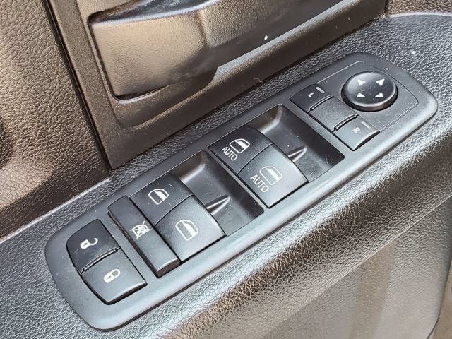 Used 2019 RAM 1500 Express w/ Wheel & Sound Group AWD/4WD image 19