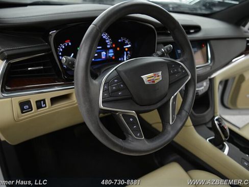 Used 2017 Cadillac XT5 Premium Luxury image 27